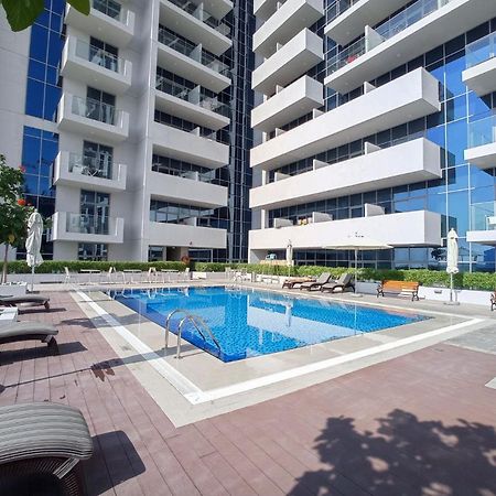 Stylish Flat In Azizi Aura For 2 People Apartment Dubai Exterior photo